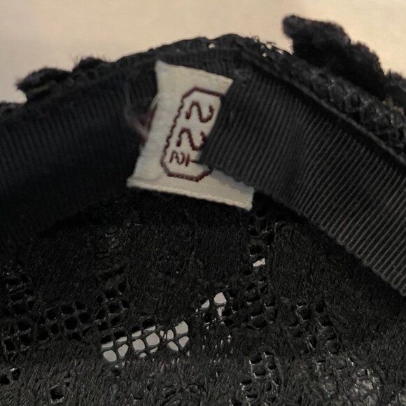 1950’s Black Velvet Fascinator Hat - Picture 5 of 5